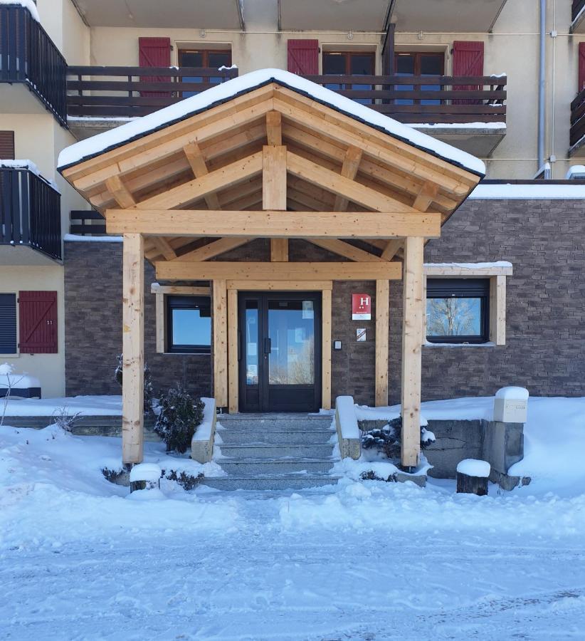 Hotel Yaka Les Angles  Kültér fotó