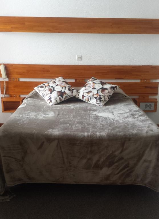 Hotel Yaka Les Angles  Szoba fotó